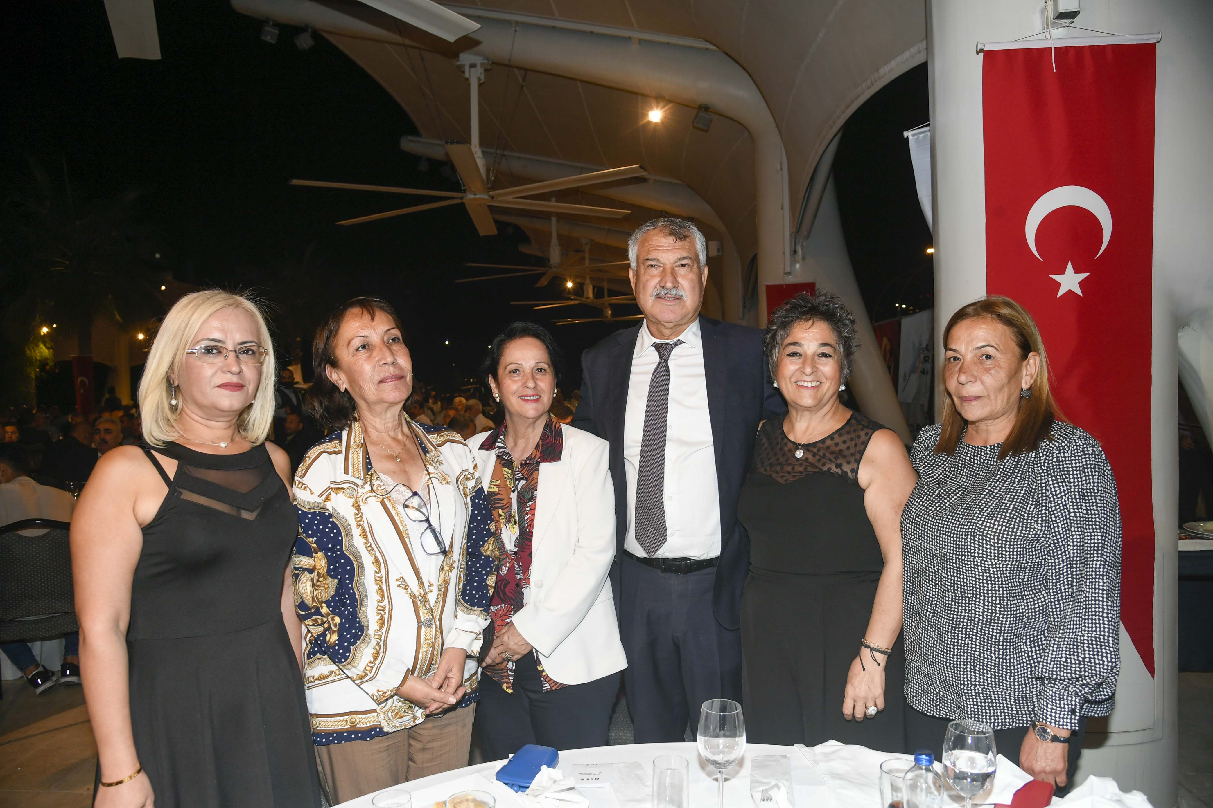 Başkan Zeydan Karalar; “Muhtarlar bizim yol ve kader arkadaşlarımız.”