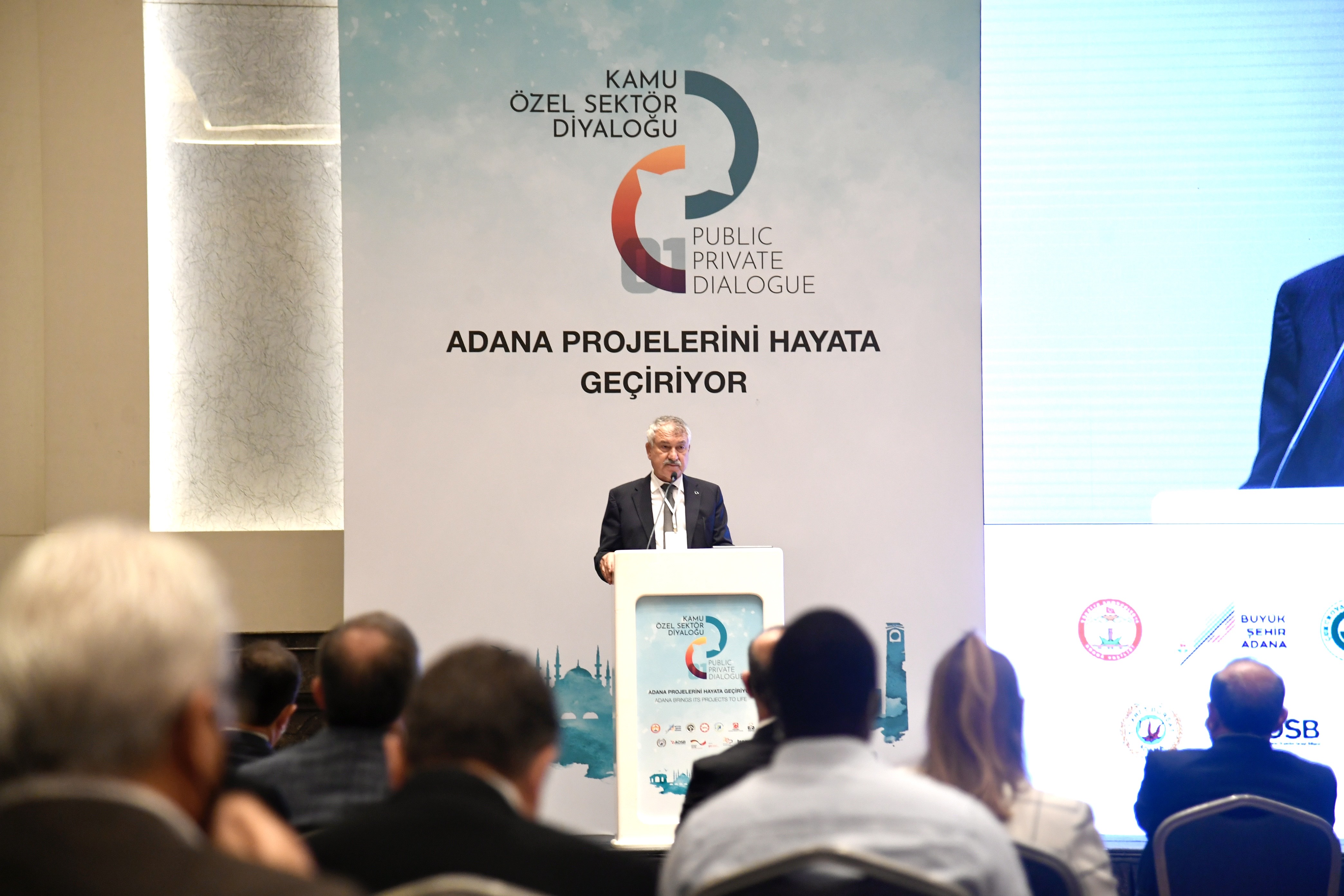 “Adana Projelerini Hayata Geçiriyor” konulu çalıştayların 3’üncüsü yapıldı