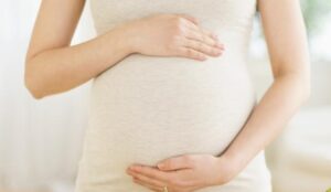 HAMİLELİKTE AŞIRI KİLO ALMAMAK İÇİN 10 ÖNERİ