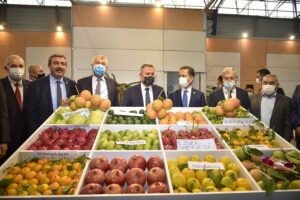 Başkan Zeydan Karalar, “İhracat kanallarımız çoğaldığında tarım sektörünün sorunları azalacak.