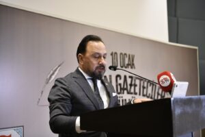 BAŞKAN ULUDAĞ ADANA MEDYASI İLE YEMEKTE BULUŞTU