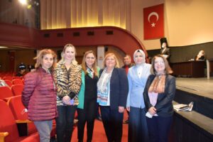 “Kadın, ailenin sigortasıdır”