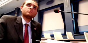 ASLANTAŞ: AYDINLIK YARINLARI, KARARTMAYALIM!