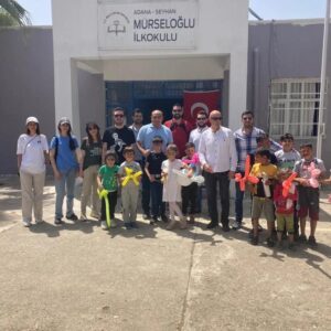 Mimarlar Odası köy çocuklarını sevindirdi