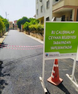Ceyhan Belediye Başkanı Hülya Erdem, Adana Büyükşehir Belediyesi’nin de desteğiyle bozuk yol bırakmayacaklarını vurguladı