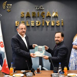 MEHMET ÖZHASEKİ’DEN SARIÇAM BELEDİYESİ’NE ZİYARET