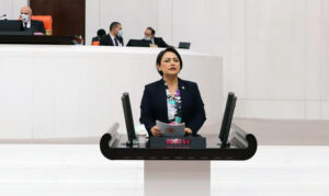 “Çocuklar süt, mama bulamıyor, sarayın günlük masrafı 11 milyon lira!”