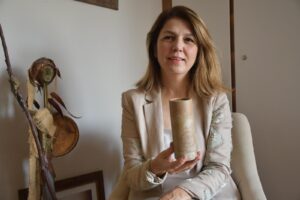 Adanalı kadın girişimci 1500 yıllık kitaptan esinlenerek 6 ayrı koku üretti