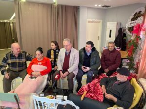 CHP heyeti, ÇGC’deki depremzedelerle buluştu