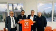 Başkan Yardımcısı Asaf Avcı, merhum Hasan Adalı spor tesislerinde iftar yemeği verdi