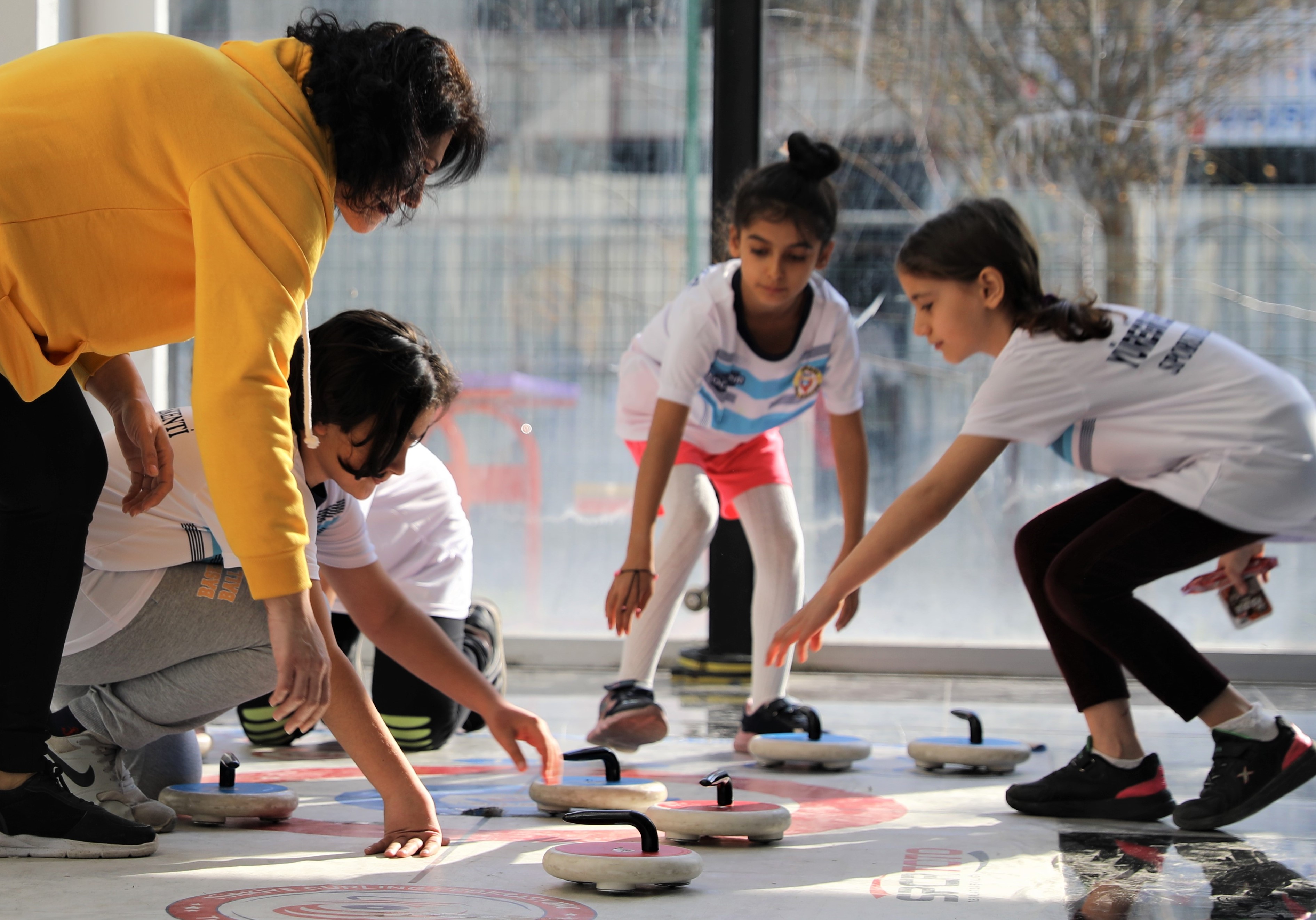 YÜREĞİR SPORLA ŞENLENİYOR