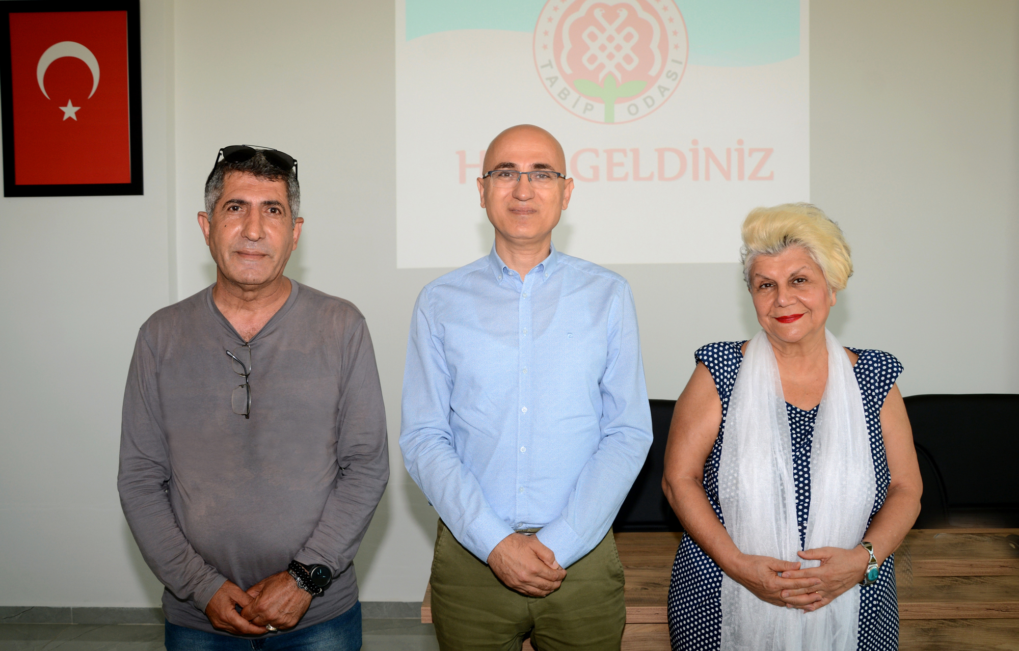 HAYVANLAR BİR ÖMÜR BOYU İNSANLARA MUHTAÇTIR