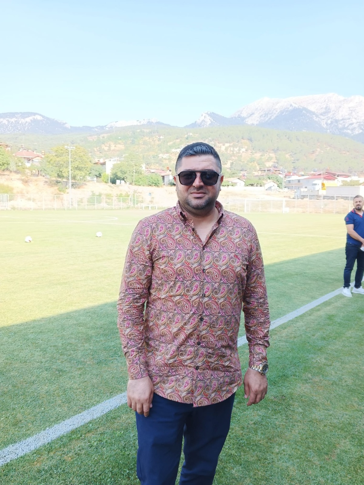 Bite×en Adana 1954 FK’nın Genel Kaptanı ve iş insanı Burak Erdem, ligin ikinci haftasında  Muşspor maçında taraftarlarını yanlarında görmeyi istediklerini söyledi.