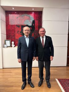 AKAY’AN KILIÇDAROĞLU’NA “SEYTİM” SUNUMU