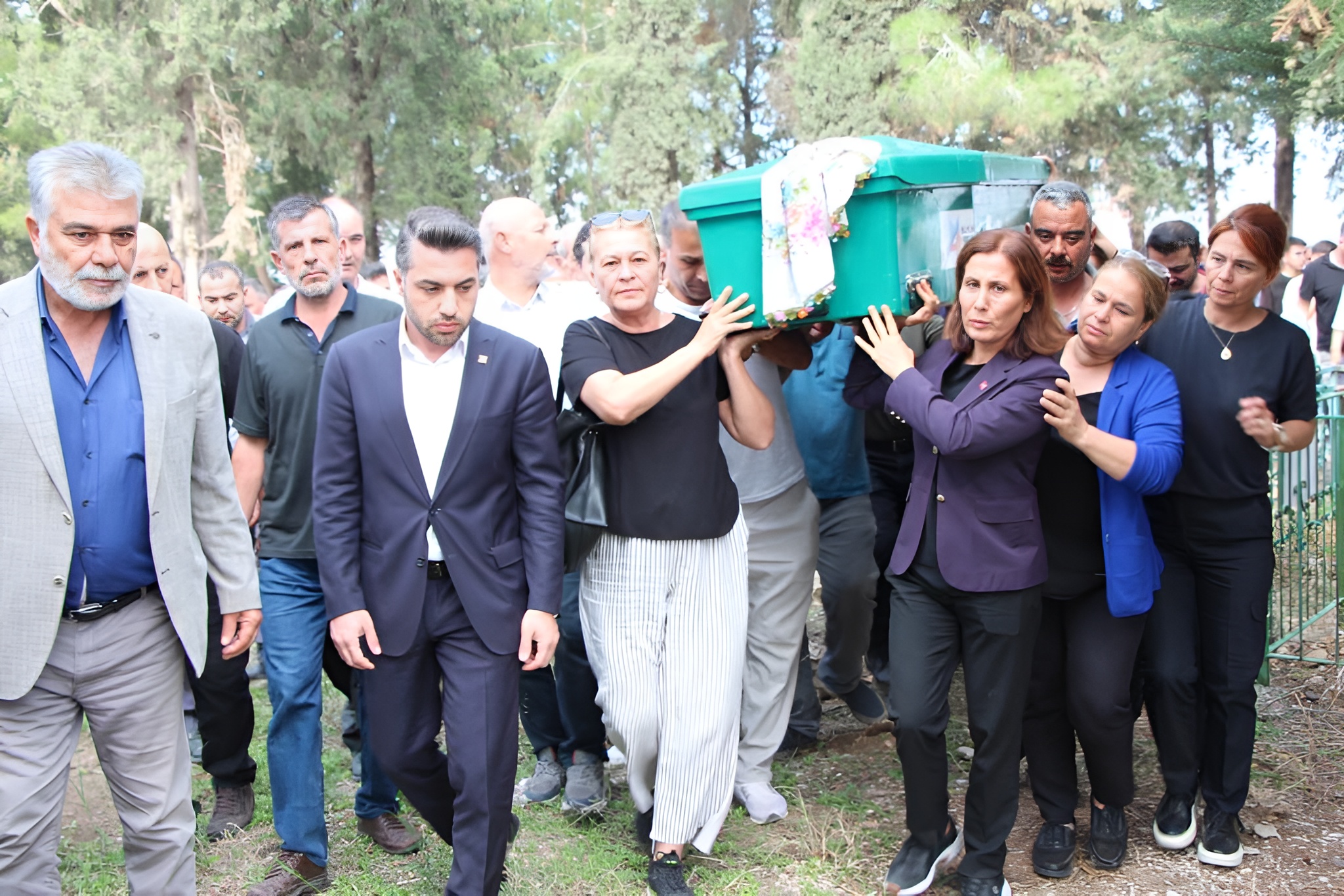 KADIN CİNAYETLERİ SON BULSUN