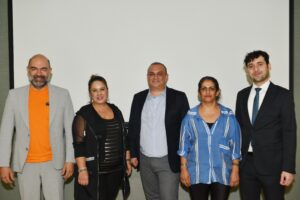 Biz De Varız’da Üzelgeçici dönemi