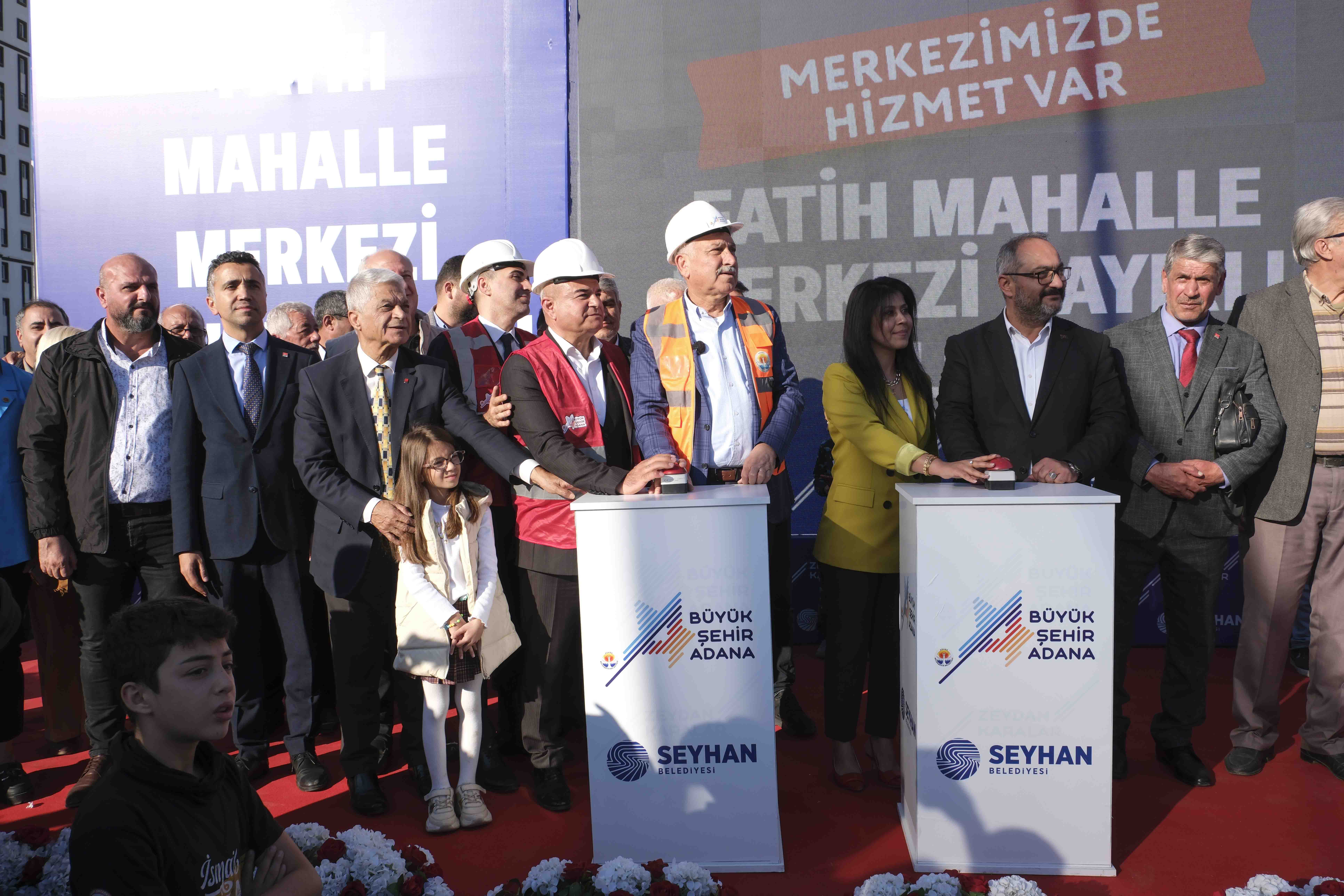 Büyükşehir ve Seyhan belediyeleri iş birliği yaptı, Fatih Mahalle Merkezi’nin temeli atıldı.