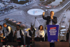Levent Köprüsü hizmete girdi