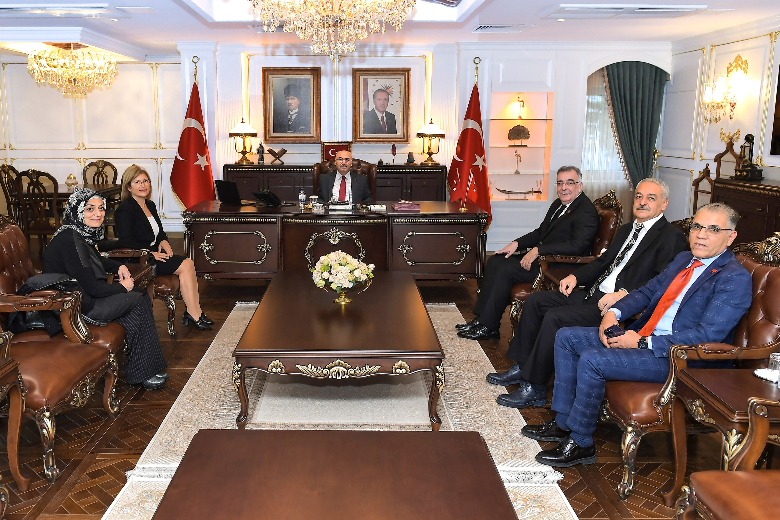 Vali Köşger, “Sağık Turizmi ülkemize ekonomik katmadeğer sağlar”