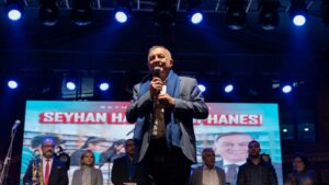 BİLGE BAŞKAN’DAN SEYHAN’A HALK KÜTÜPHANESİ