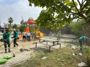 Ceyhan Belediyesi’nden Kırsal Mahallelerde Temizlik Seferberliği Devam Ediyor