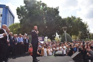 Kadir Aydar’dan Siyasi Yasağa Tepki: “Ceyhan Halkının İradesine El Konuldu”