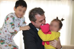 Rektör Prof. Dr. Hamit Emrah Beriş Çocuk Evleri Sitesini Ziyaret Etti.