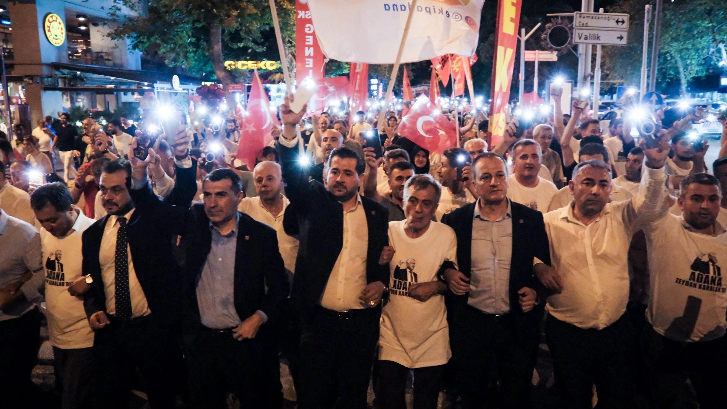 Adana Zeydan Karalar için tek yürek oldu