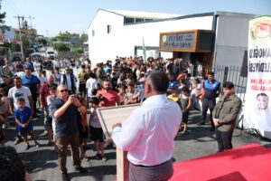 Güngör Geçer hafta sonu ilçelerde yoğun mesai gerçekleştirdi.