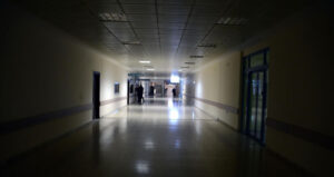 Adana’da Elektrik Kesintileri Vatandaşları Mağdur Ediyor