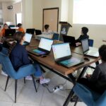 ÇUKUROVA’DA ÇOCUKLAR VE GENÇLER TEKNOLOJİYLE BULUŞUYOR