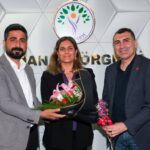 CHP’DEN DEM PARTİSİ YENİ SEÇİLEN İL EŞ BAŞKANLARINA HAYIRLI OLSUN ZİYARETİ