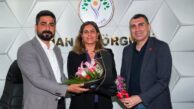 CHP’DEN DEM PARTİSİ YENİ SEÇİLEN İL EŞ BAŞKANLARINA HAYIRLI OLSUN ZİYARETİ