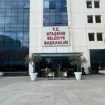 Ataşehir Beldiyesi Meclis’nde 6 CHP’li üye AK Partiye katıldı.