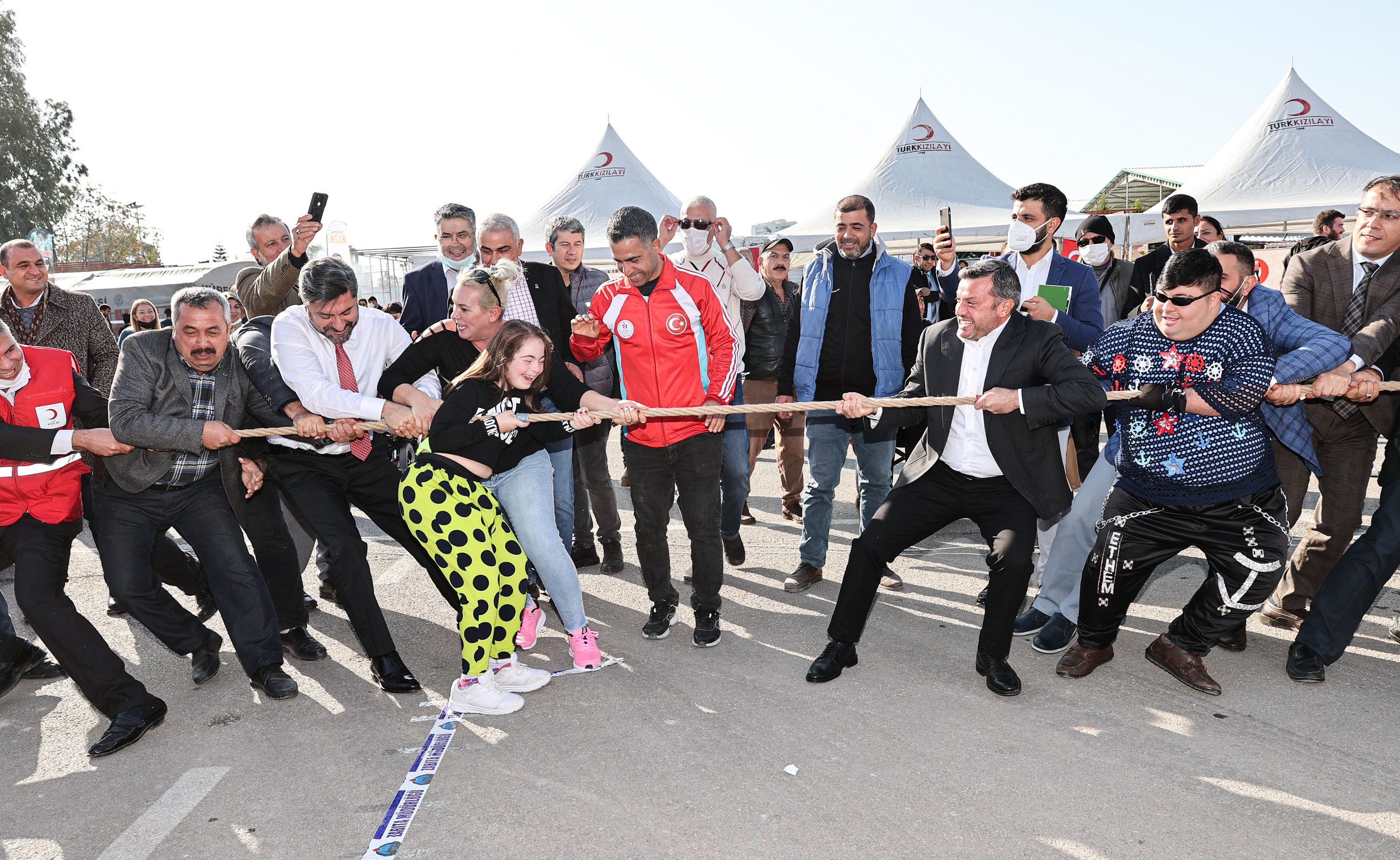 MUTLULUĞA ENGEL YOK