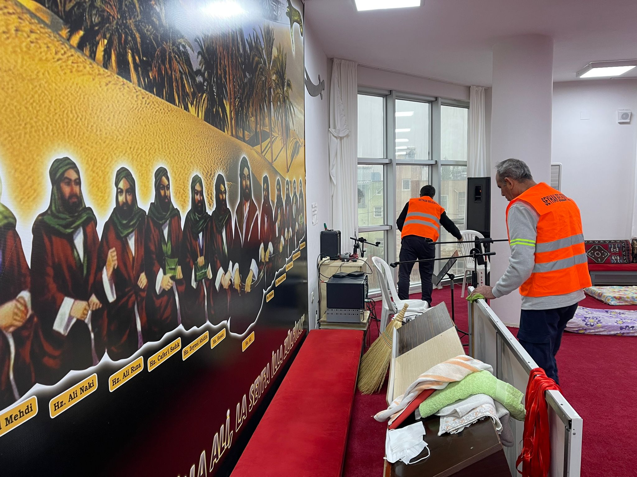 SEYHAN’DA CAMİ, CEMEVİ, KİLİSE VE TÜRBELER TERTEMİZ