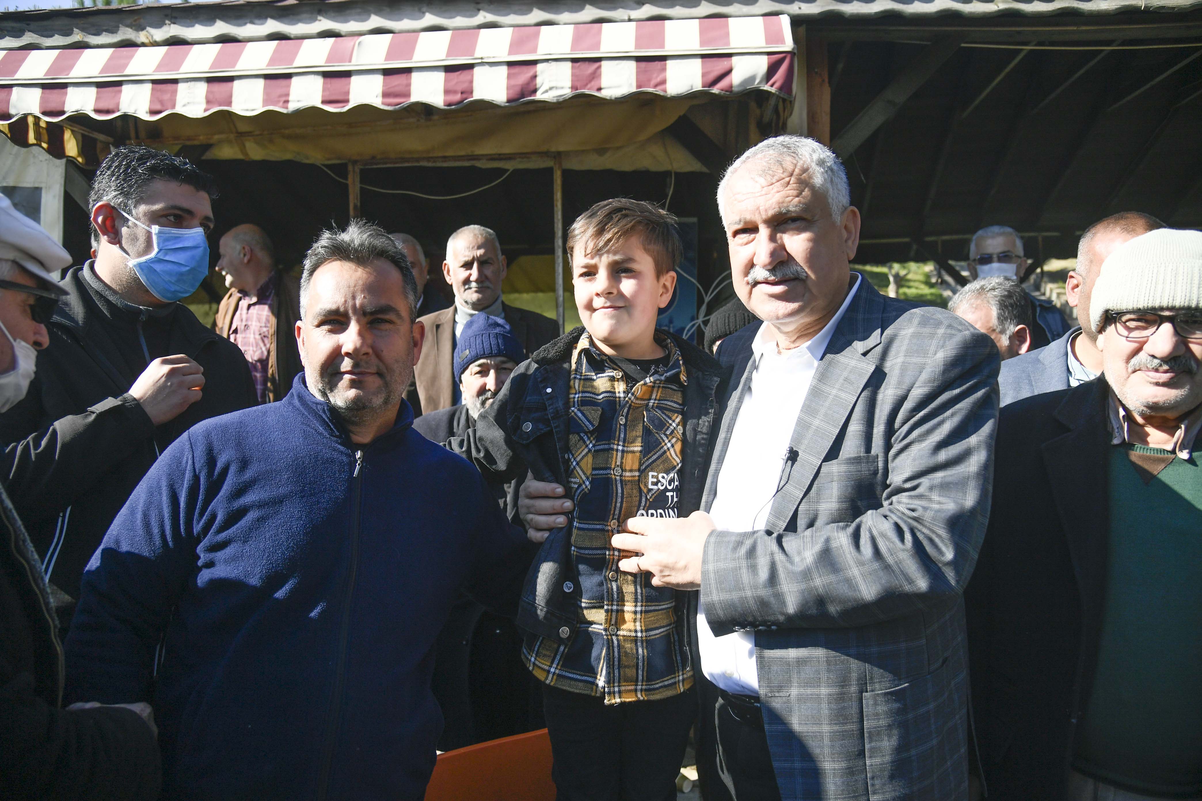 Başkan Zeydan Karalar her gün hemşehrilerini dinliyor