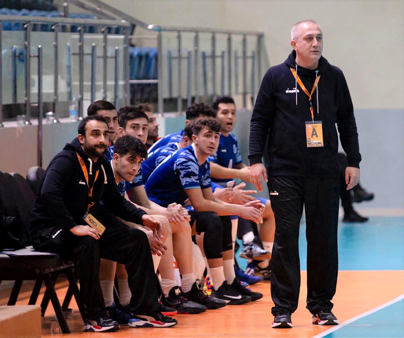 Seyhanlı erkek hentbolcularda galibiyet sevinci