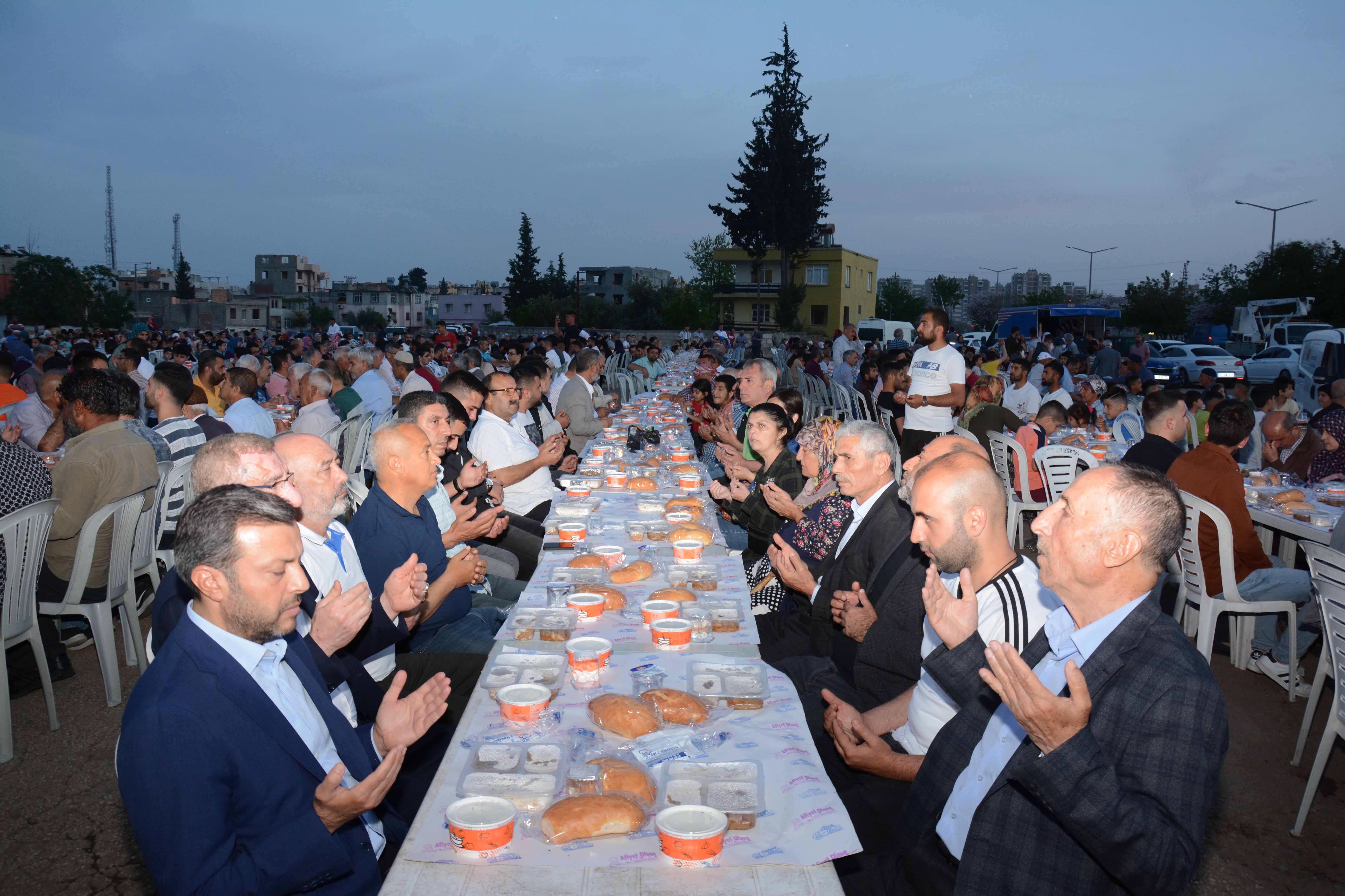 Kiremithane Platformu 3 bin kişiye iftar verdi