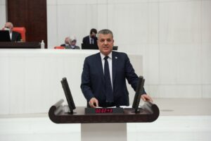 “Tarım arazileri kiralanacak ama bir tek çiftiye haber vermediler”