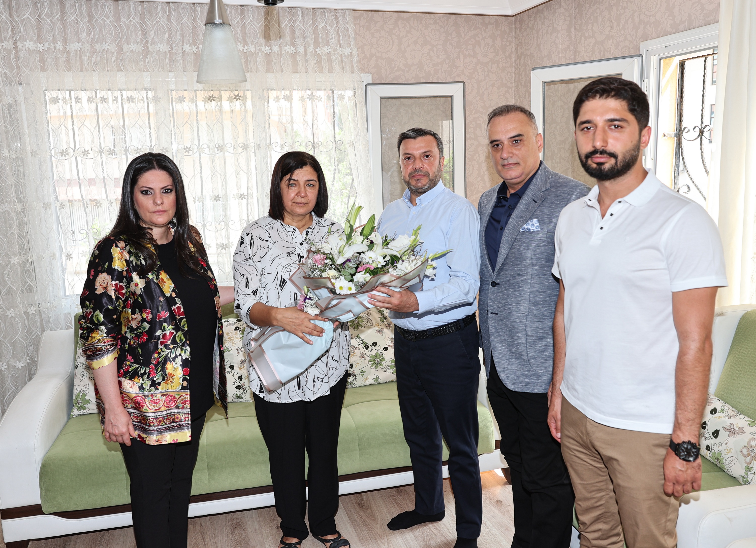 İŞTEN ÇIKARILAN ŞEHİT EŞİNE KOCAİSPİR’DEN TAM DESTEK