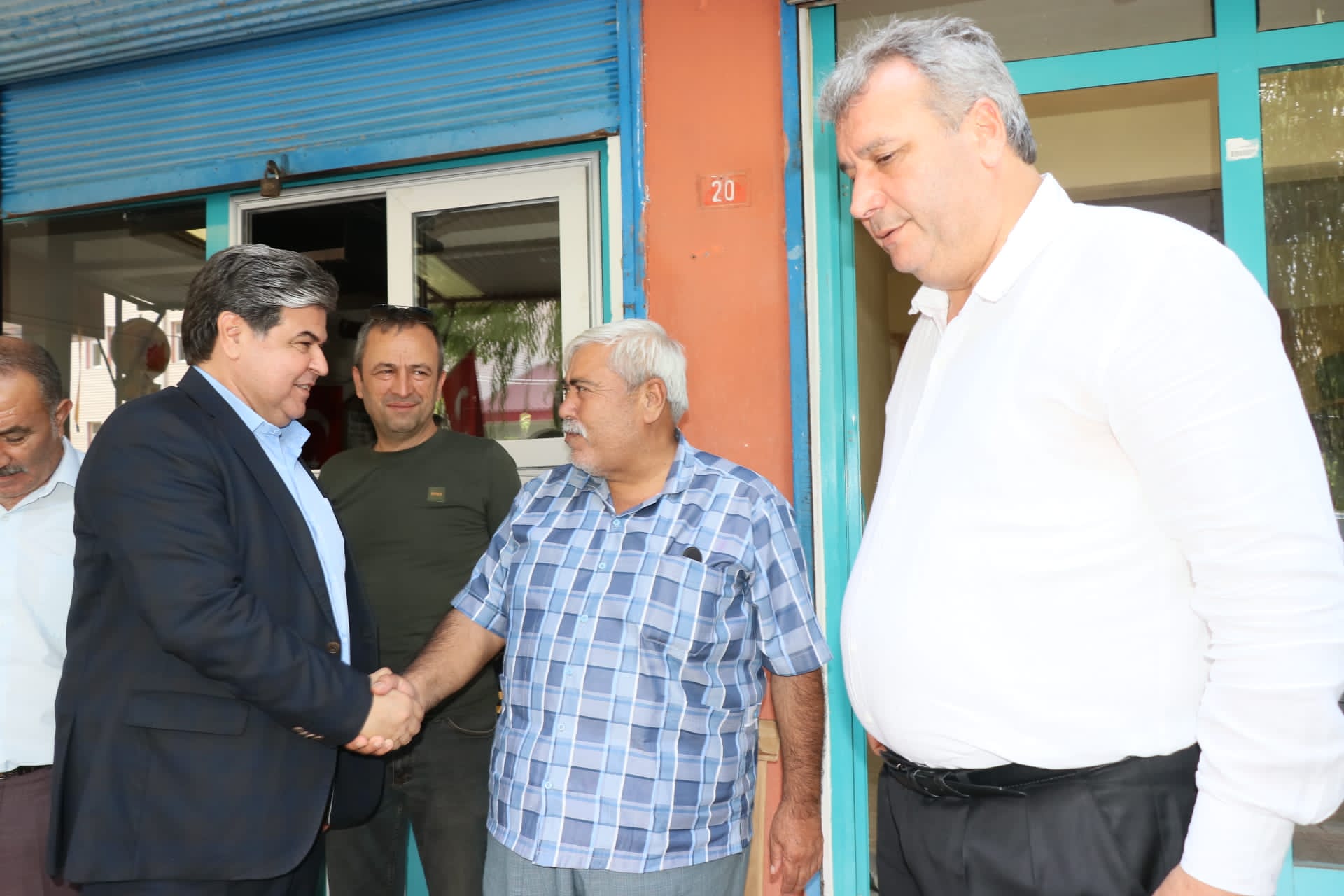 Adana’da MHP’ye yoğun ilgi devam ediyor