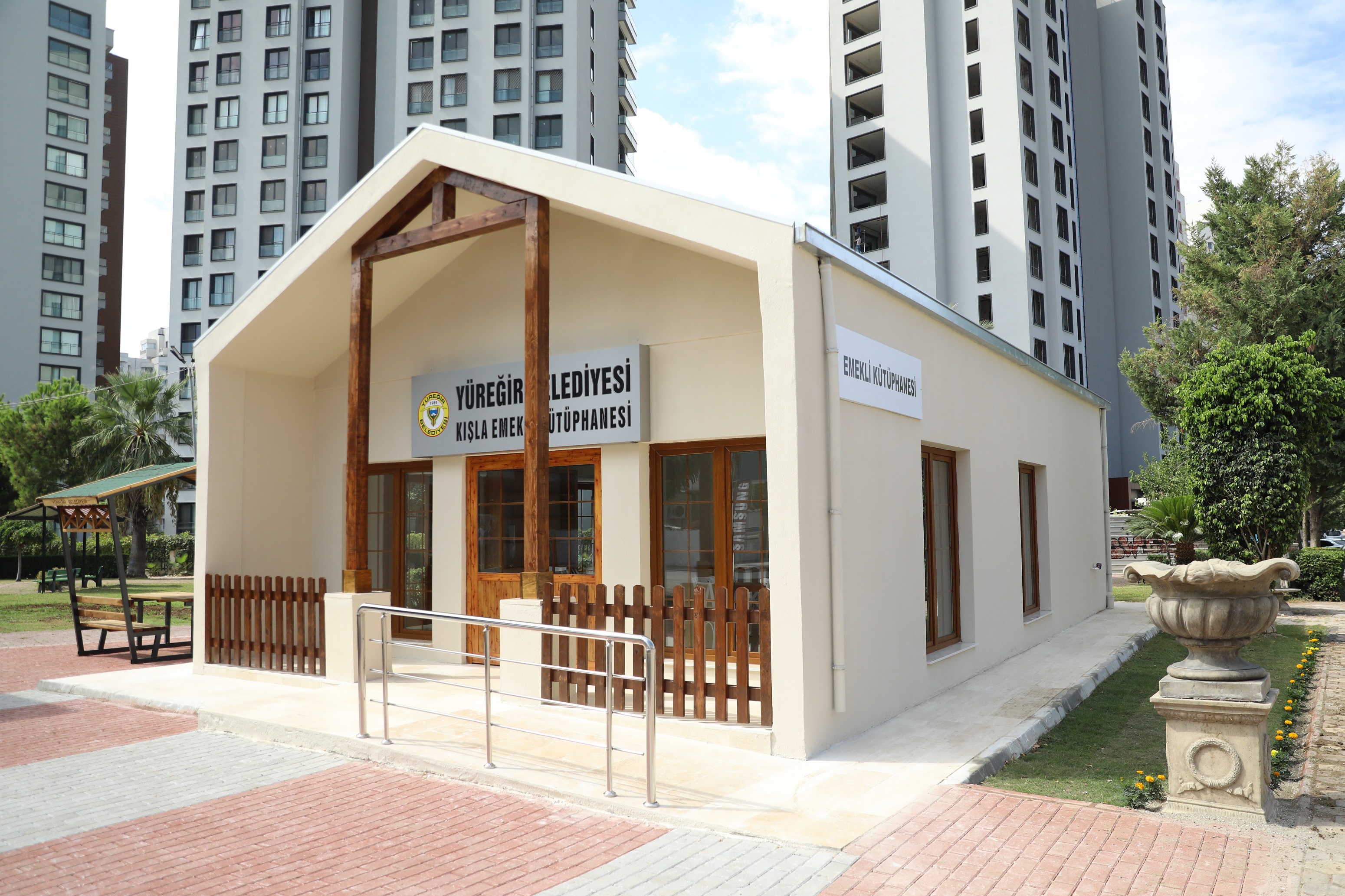 KIŞLA ‘EMEKLİ KÜTÜPHANESİ’ ÇOK YAKINDA AÇILIYOR