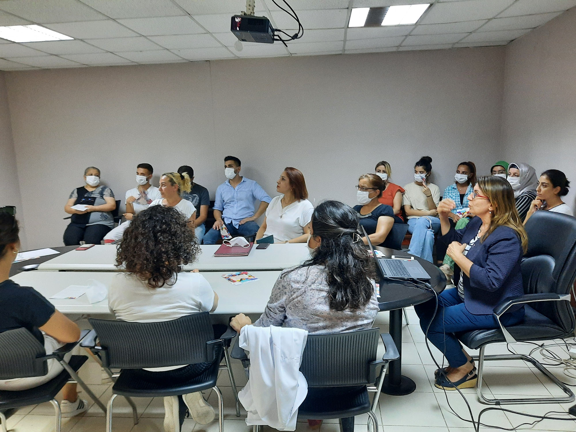 Büyükşehir personeli aile içi şiddetle ilgili eğitim aldı