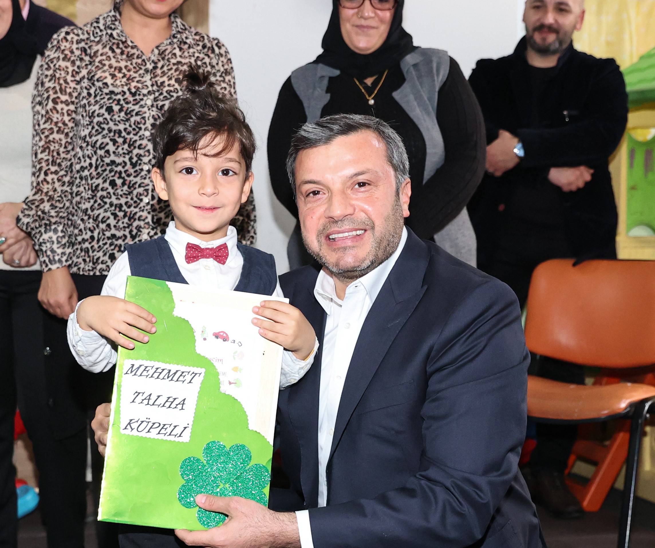 YÜREĞİR BELEDİYESİ KREŞLERİNDE KARNE HEYECANI