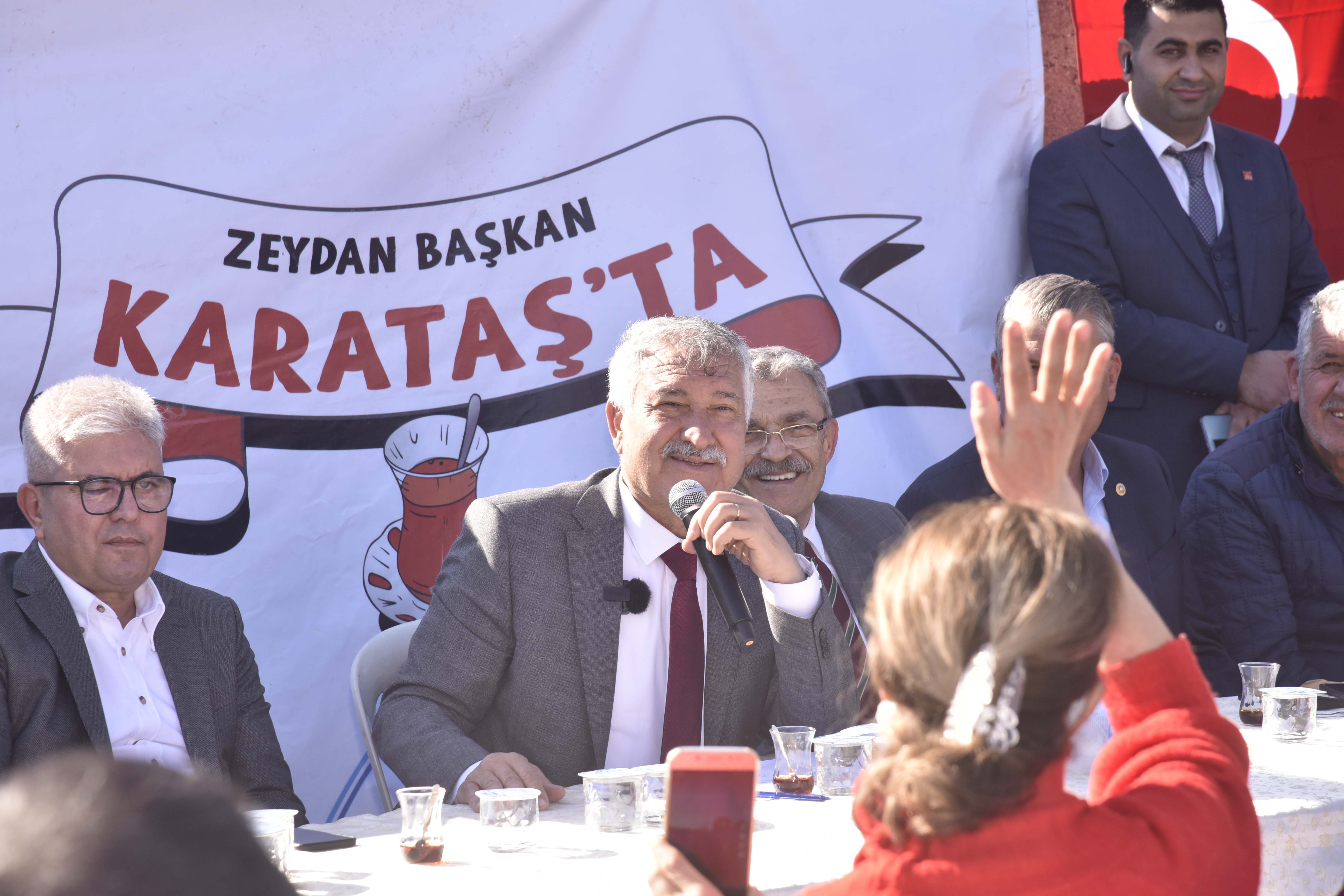 Başkan Zeydan Karalar, Karataş’ın köylerinde halkla buluştu