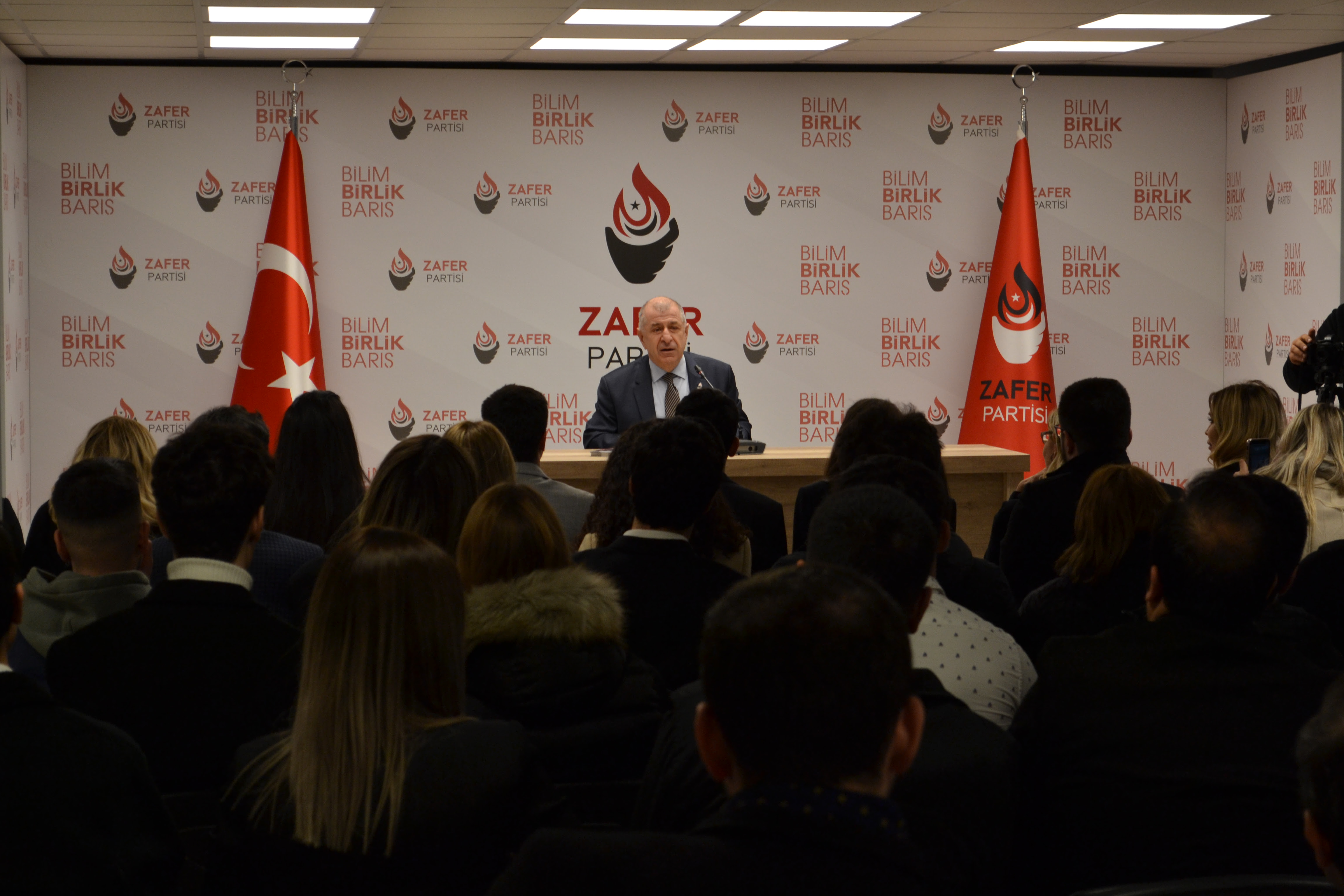 ÖZDAĞ’I PROTESTO EDENLER IŞİD KAÇAKÇISI ÇIKTI