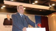 MHP Adana Milletvekili Muharrem Varlı, Muharrem Gülergin Stadının lig oynanacak kriterlere uyması adına Gençlik ve Spor Bakanı Mehmet Muharrem Kasapoğlu’nu ziyaret etti.