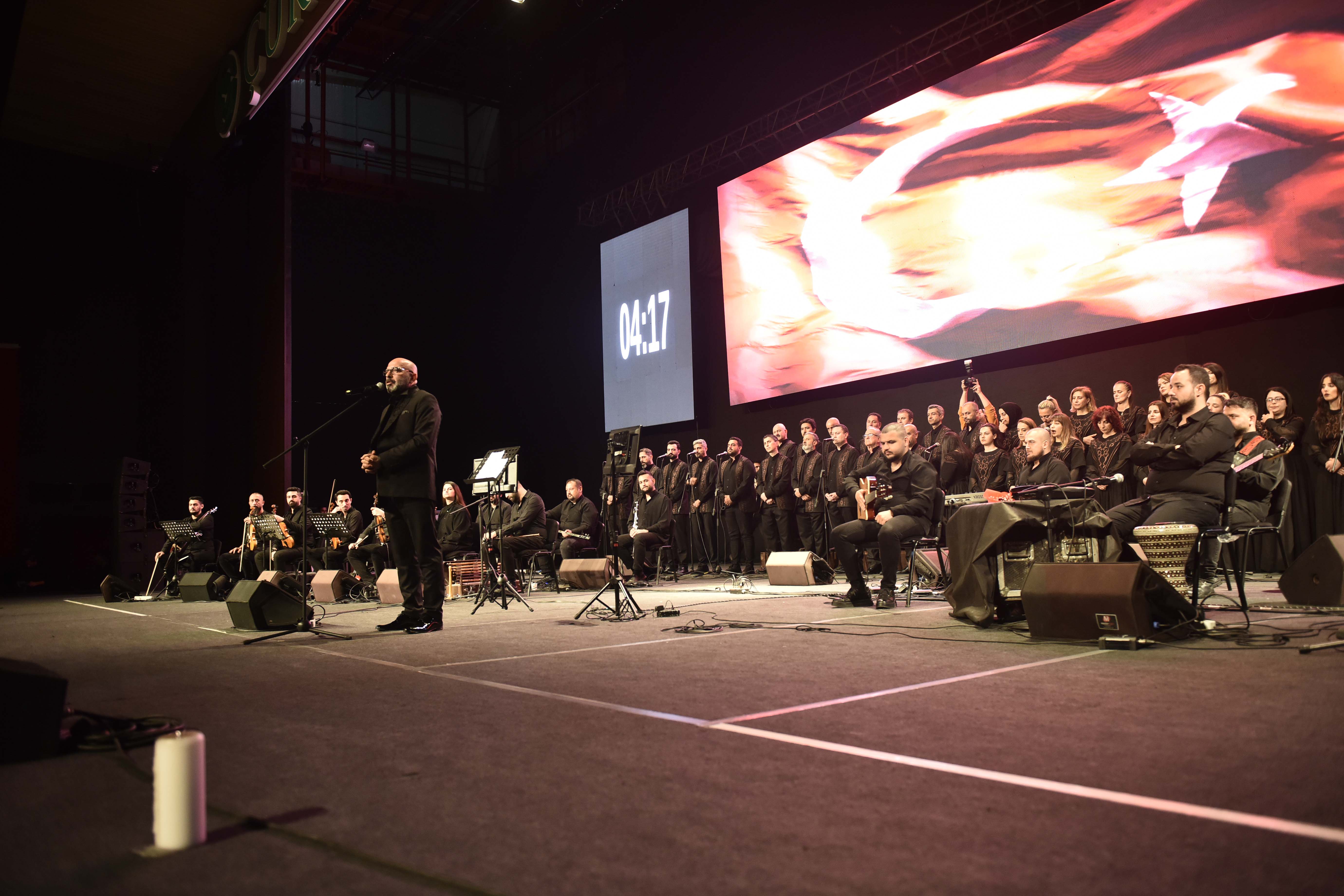 Medeniyetler Korosu’nun dayanışma konseri yoğun ilgi gördü