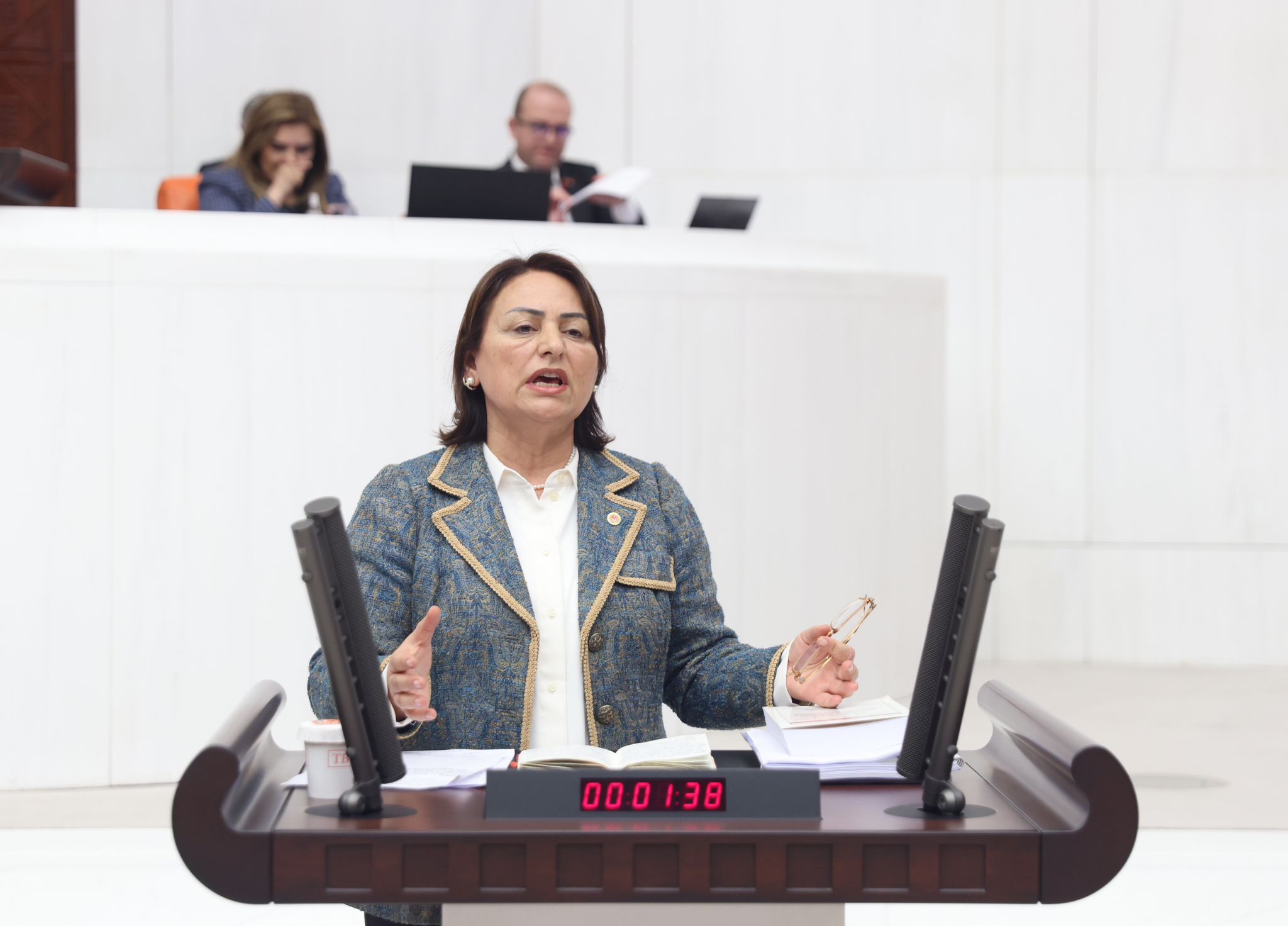 “Parada cevval hükümet, önlemde nedense aynı cevvalliği göstermiyor”